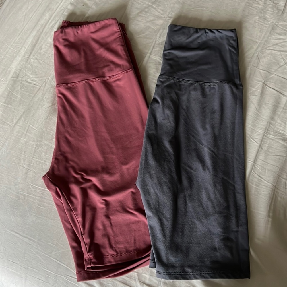 Bike shorts OS gray and pink (2 pair)